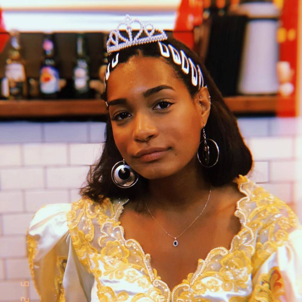 Meet your Posher, Addis